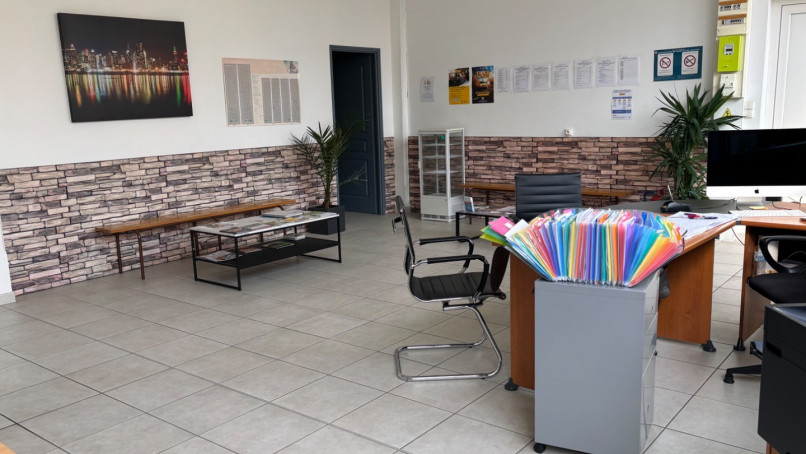 Auto-école Bresse Beaujolais : Galerie photos de nos véhicules et agences